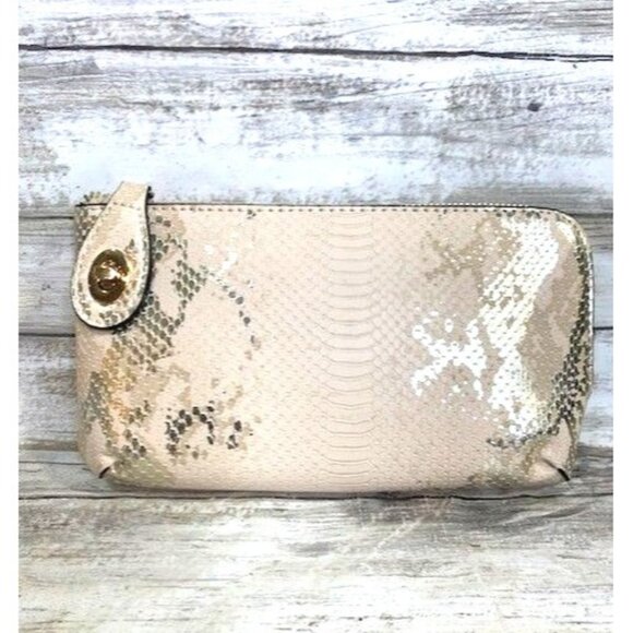 Jen & Co Vegan Leather Peach Color & Snake Print Crossbody Clutch Two straps - Picture 1 of 11